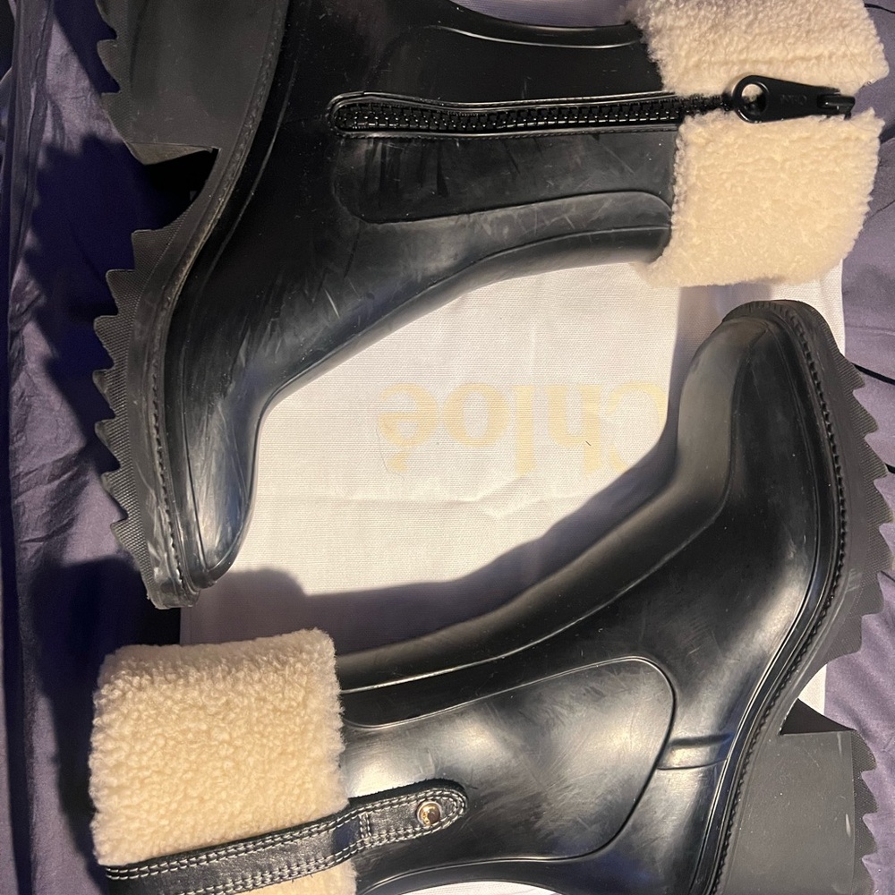 Chloé Betty Shearling-Lined Rubber Boots